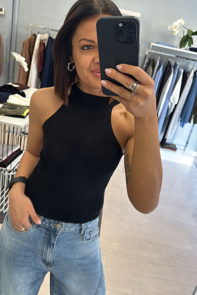 Canotta scollatura americana nera